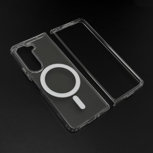 Futrola Silikonska Magnetic za Samsung F946B Galaxy Z Fold 5 5G/ providna